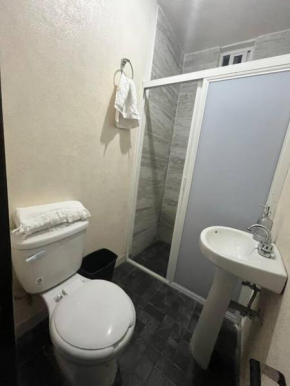 Apartamento con baño privado